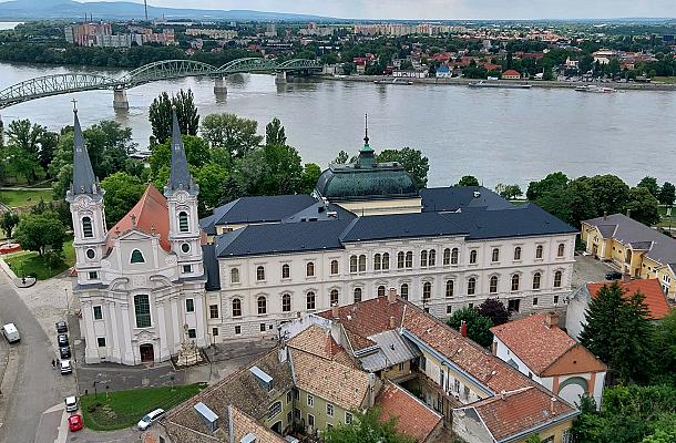 Primate's Palace and Christian Museum