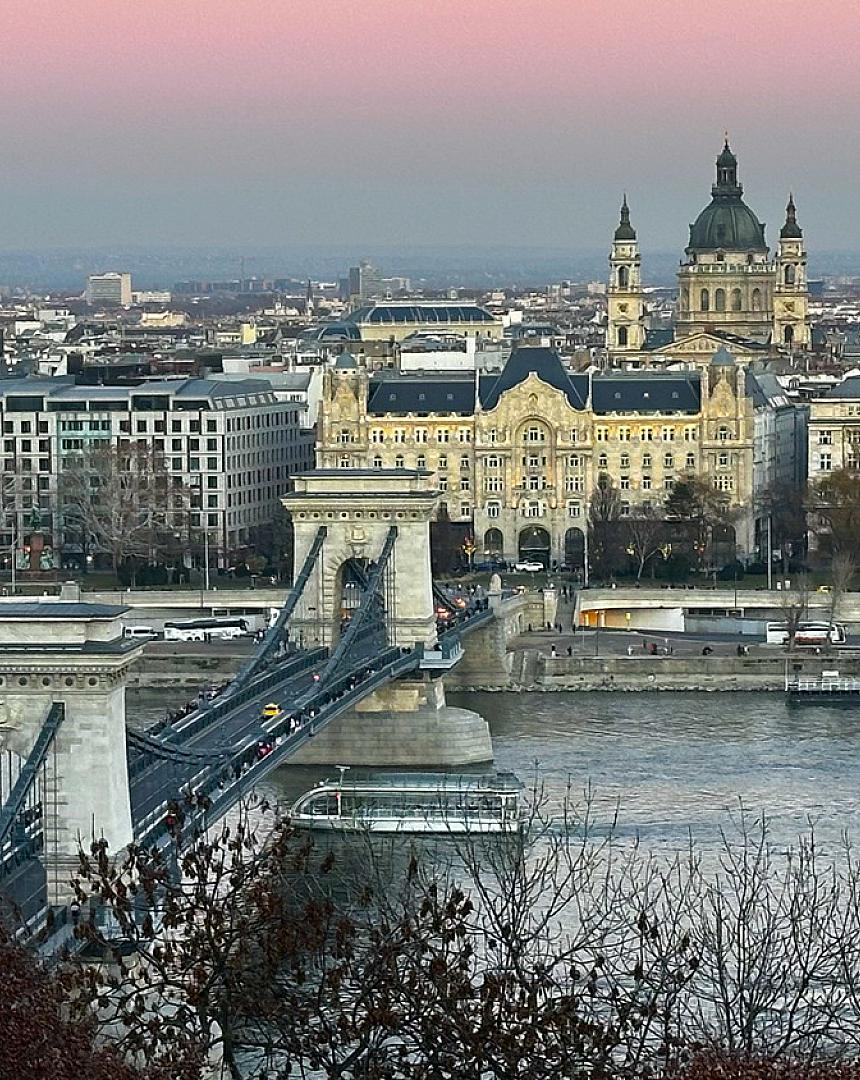 Chain Bridge over the Danube and the Basilica