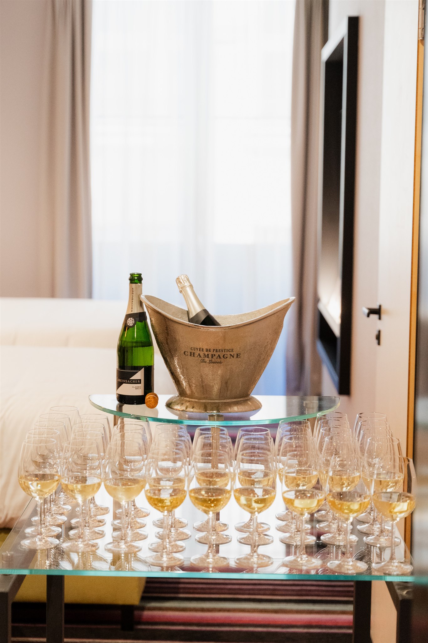 Mamaison Vibe Hotel Downtown in Budapest champagne